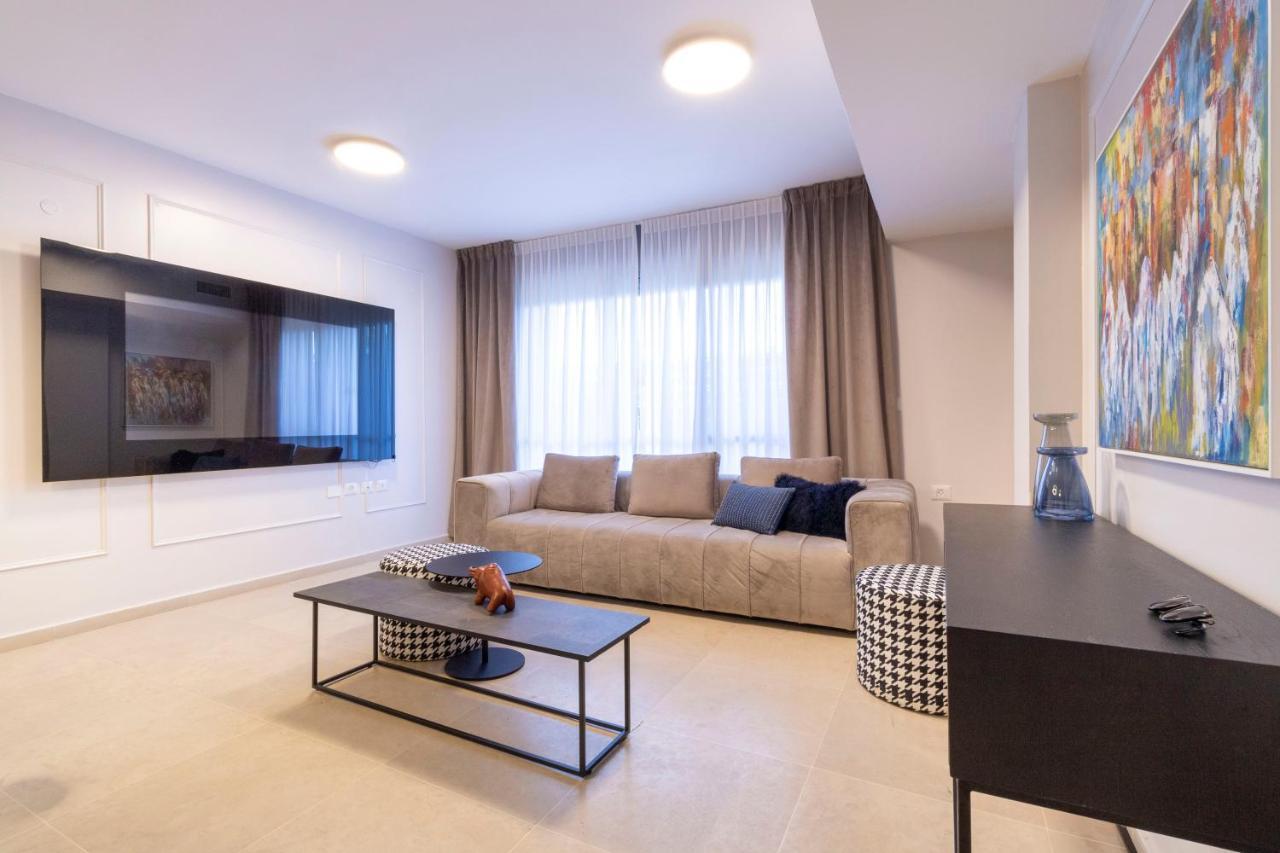 ירושלים The Haneviim Suites - Isrentals מראה חיצוני תמונה